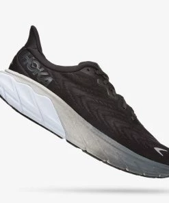 HOKA ONE ONE Men's ARAHI 6