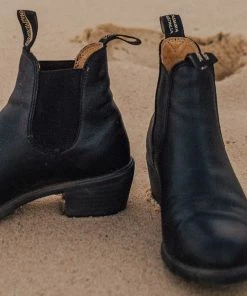 BLUNDSTONE 1671 Heeled Boot