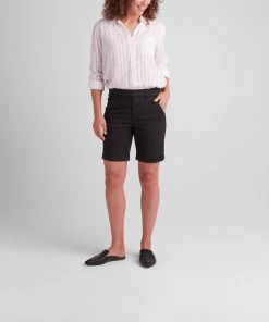 JAG Maddie Mid Rise 8" Pull-On Short