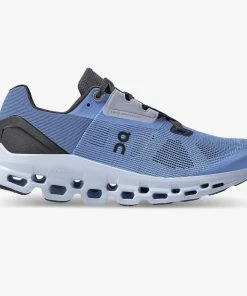 On Women's Cloudstratus