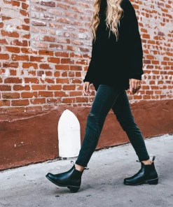 BLUNDSTONE 1671 Heeled Boot